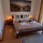 Kapitanska 3*