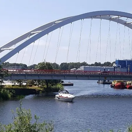 Πανσιόν Kapitanska 3*