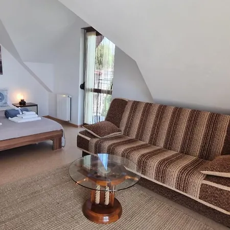 Kapitanska Πανσιόν